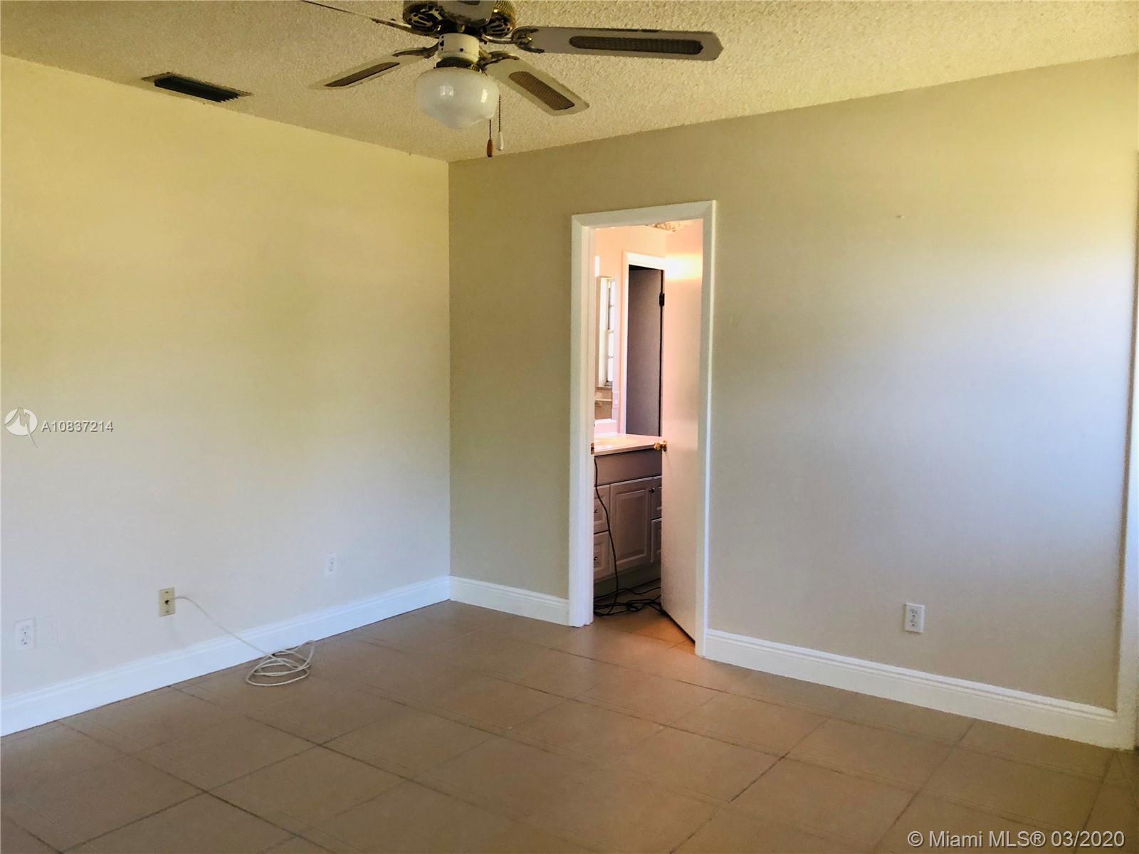 1525 Southeast Pitcher Road Port St. Lucie, FL 34952 - Photo 13 of 14