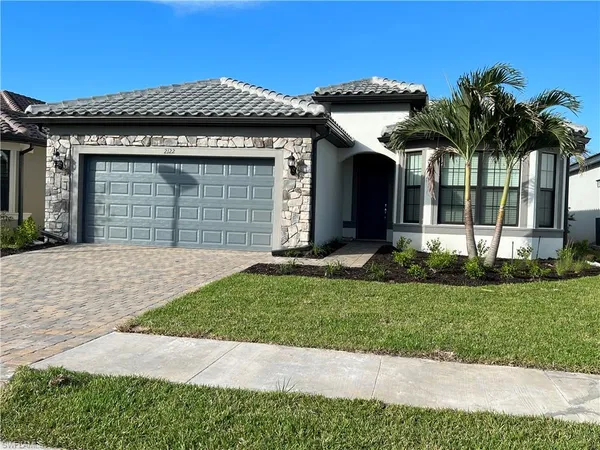 $3,200 | 2122 Yellowfin Circle, Naples, FL 34114