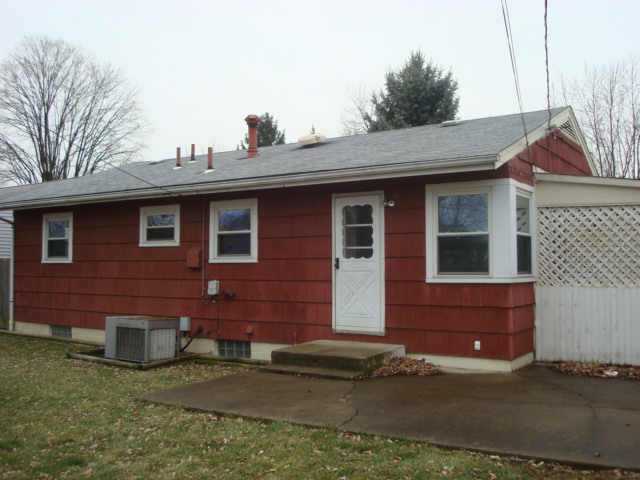 448 Bernhard Road Columbus, OH 43213 - Photo 3 of 6