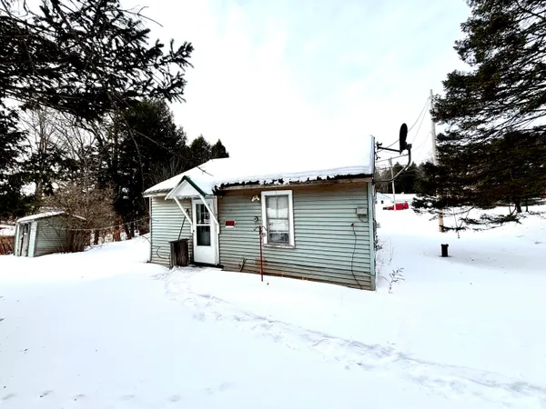 $19,900 | 21 Horseshoe Road, Medway, ME 04460