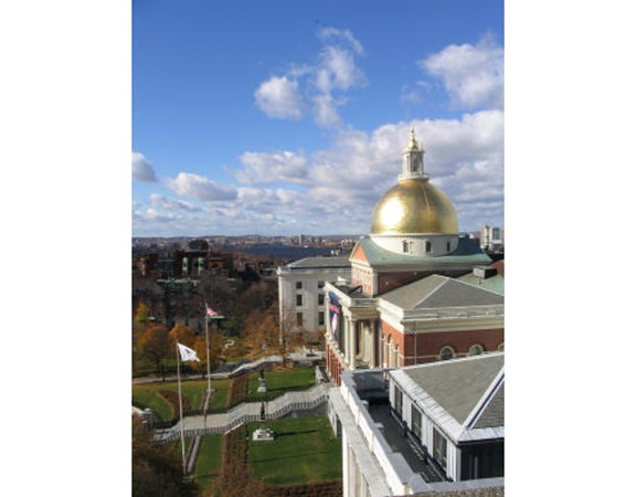 21 Beacon Street, Unit 6D Boston, MA 02108 - Photo 1 of 13 a picture of a very nice looking room
