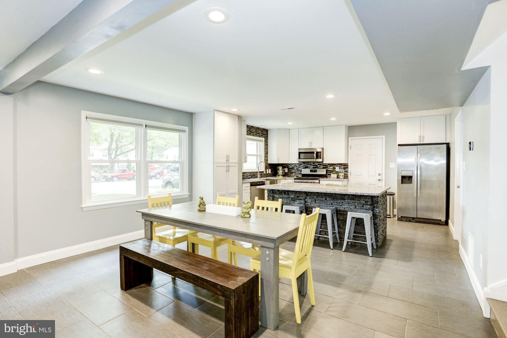 8410 Wagon Wheel Road Alexandria, VA 22309 - Photo 11 of 52 Large windows and recessed lighting!