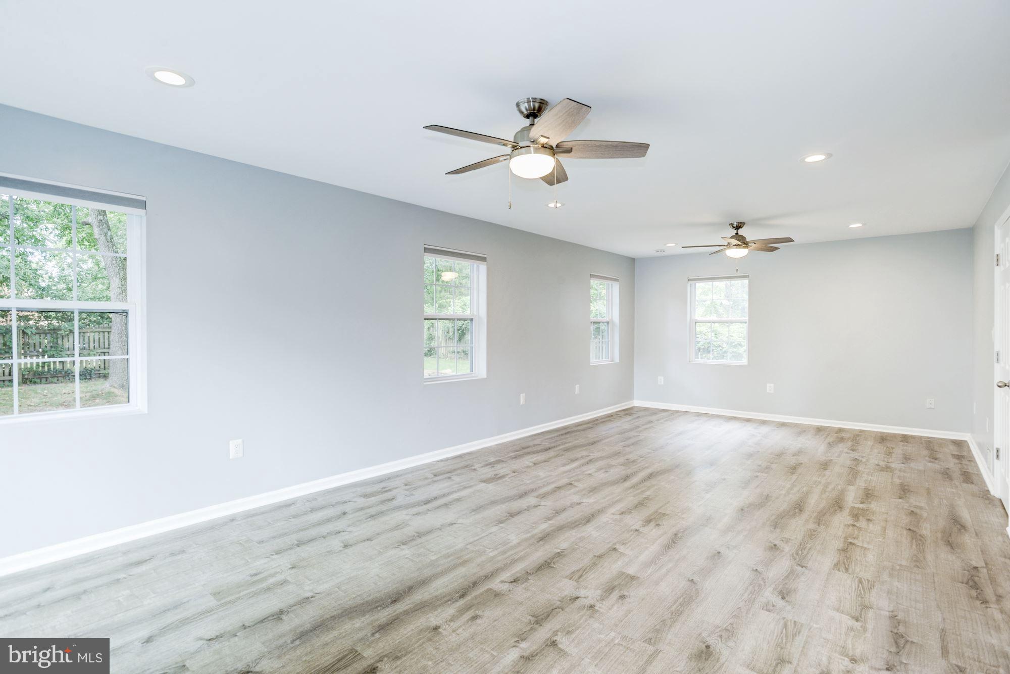8410 Wagon Wheel Road Alexandria, VA 22309 - Photo 21 of 52 Easy access to the huge back yard