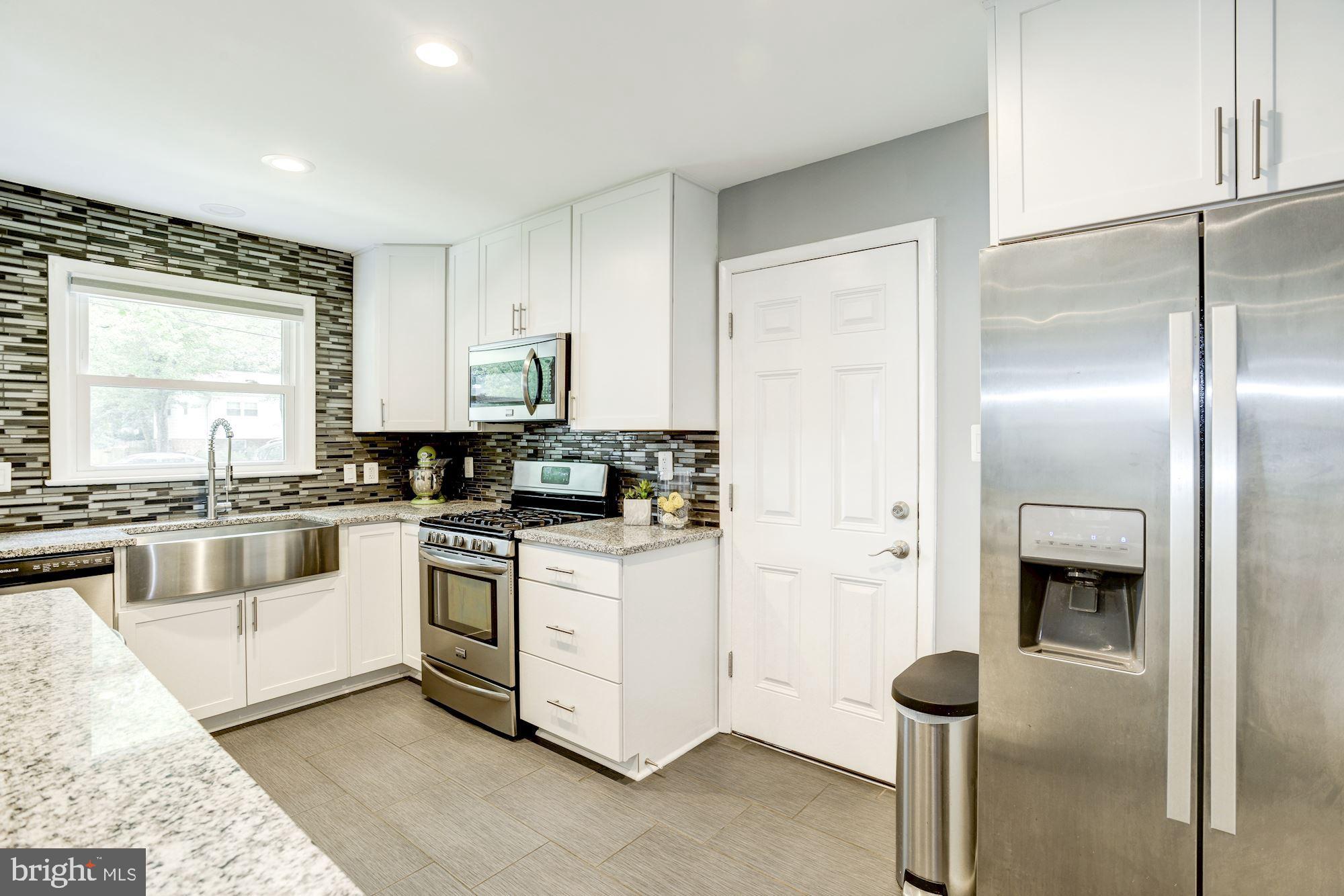 8410 Wagon Wheel Road Alexandria, VA 22309 - Photo 7 of 52 Garage access - easy unloading