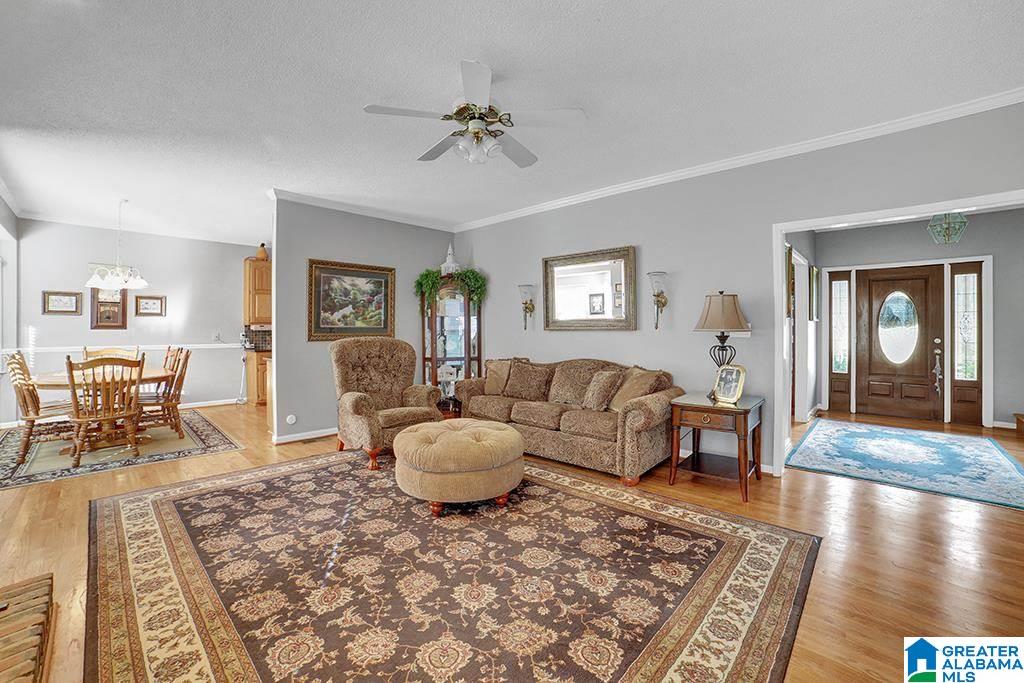 6271 Canterbury Road Pinson, AL 35126 - Photo 3 of 34
