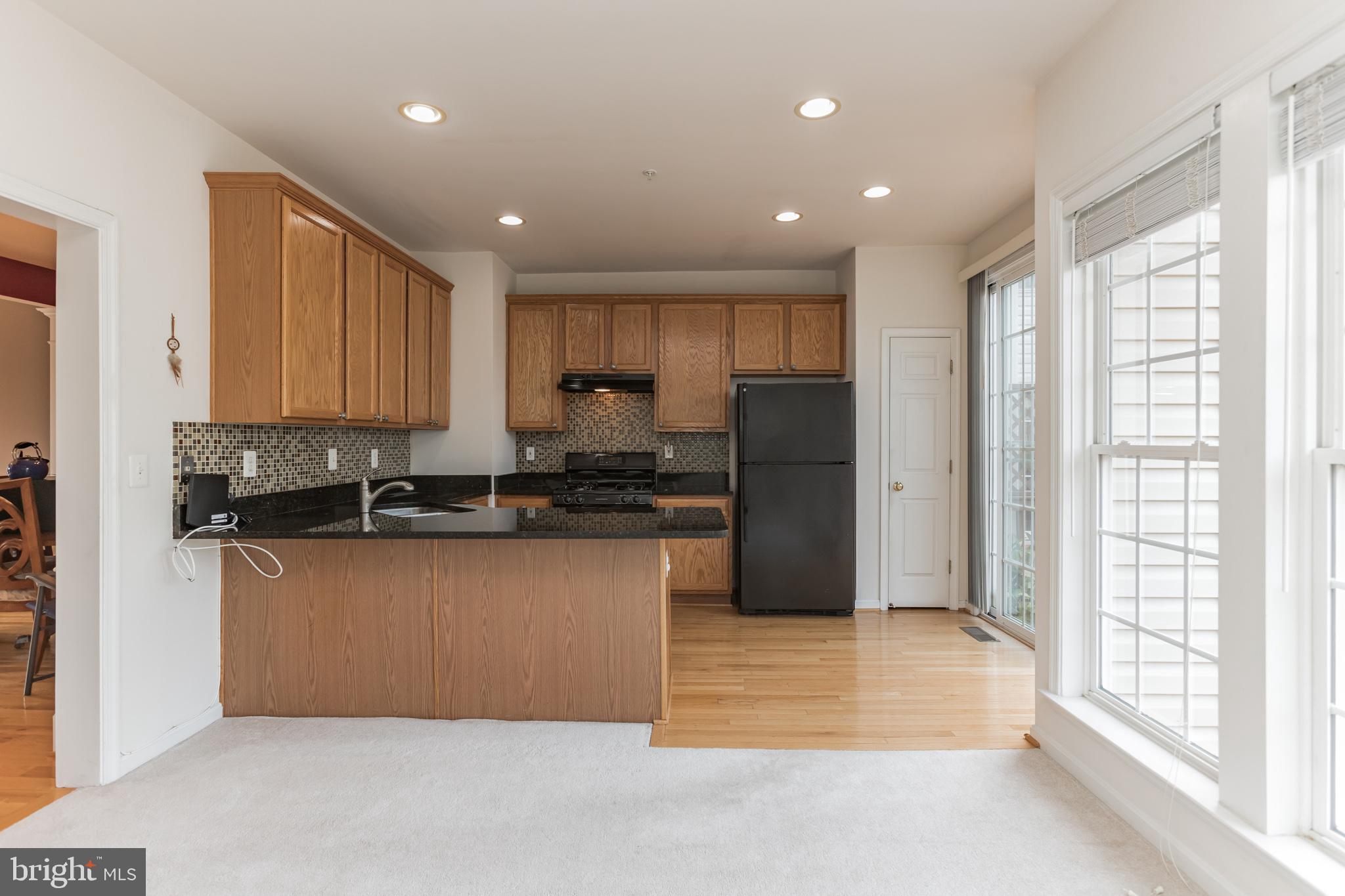 11508 Rabbit Run Terrace Silver Spring, MD 20904 - Photo 10 of 29 Kitchen from family room