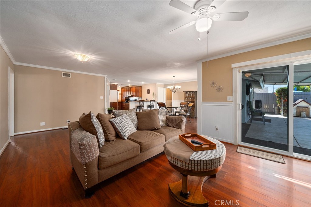 4088 Lively Street Riverside, CA 92505 - Photo 8 of 28