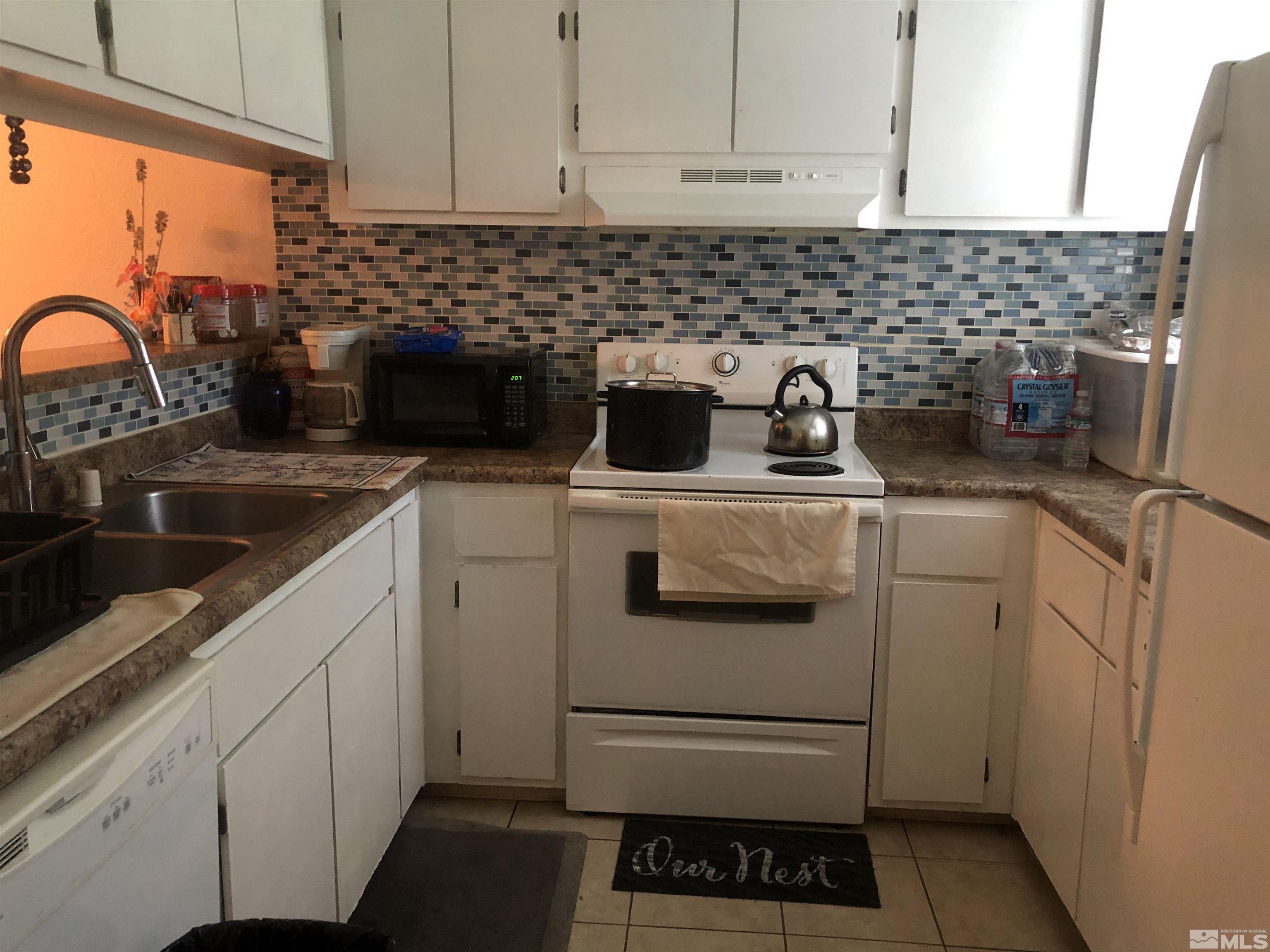 3230 Wedekind Road, Unit 2 Sparks, NV 89431 - Photo 3 of 10 Photo 3