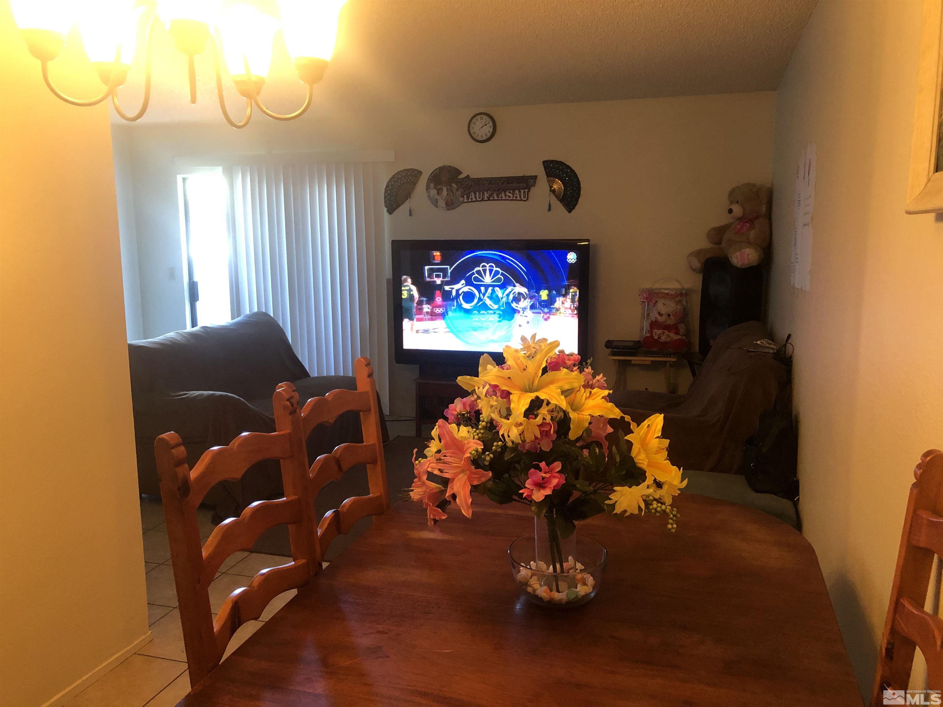 3230 Wedekind Road, Unit 2 Sparks, NV 89431 - Photo 5 of 10 Photo 5