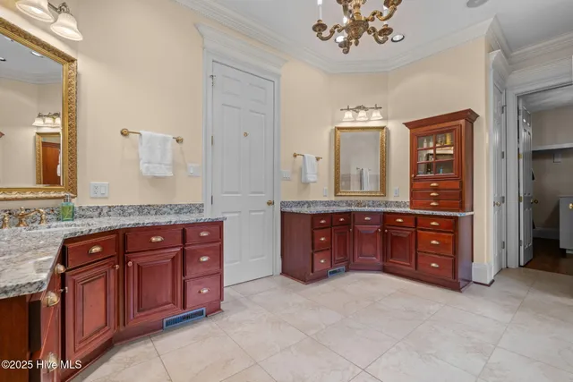 $1,295,000 | 16 Mulbren Court, Pinehurst, NC 28374