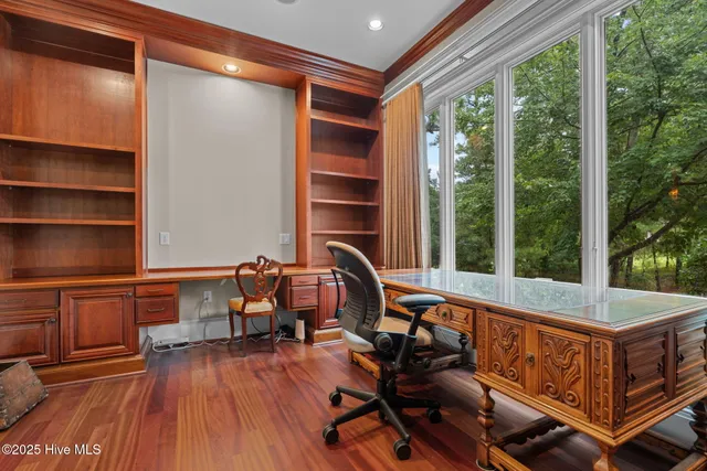 $1,295,000 | 16 Mulbren Court, Pinehurst, NC 28374