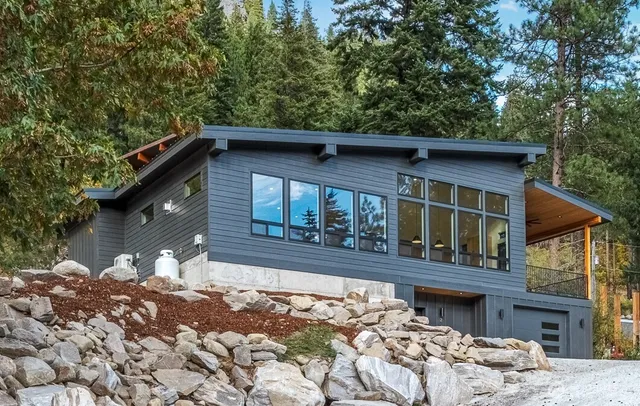 $1,348,000 | 23112 Lake Wenatchee Highway, Leavenworth, WA 98826