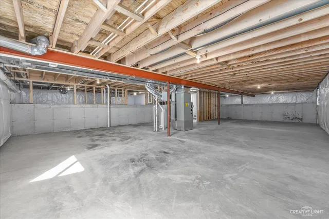 $404,900 | 3428 Comstock Avenue, DeKalb, IL 60115