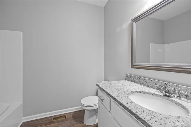 $404,900 | 3428 Comstock Avenue, DeKalb, IL 60115