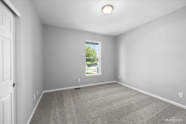 $404,900 | 3428 Comstock Avenue, DeKalb, IL 60115