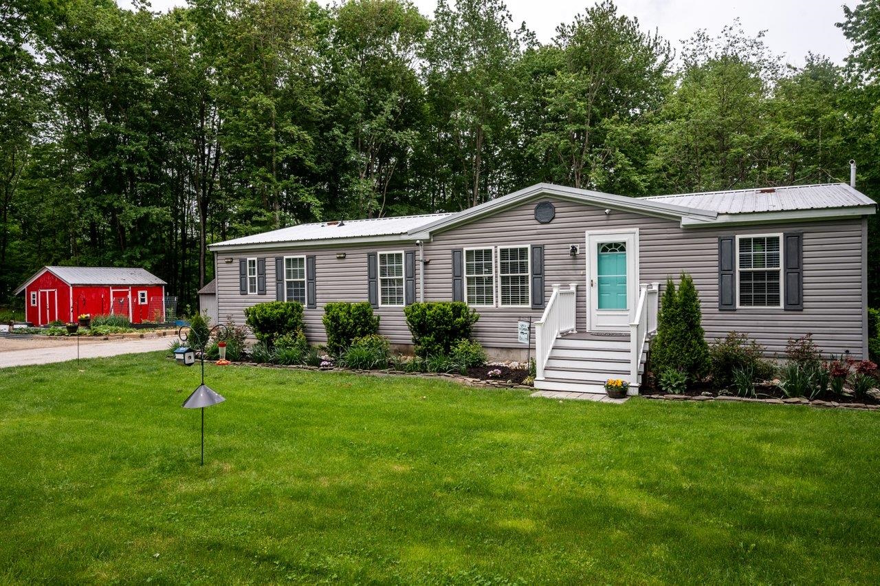 1453 Upper City Road Pittsfield, NH 03263 - Photo 34 of 37