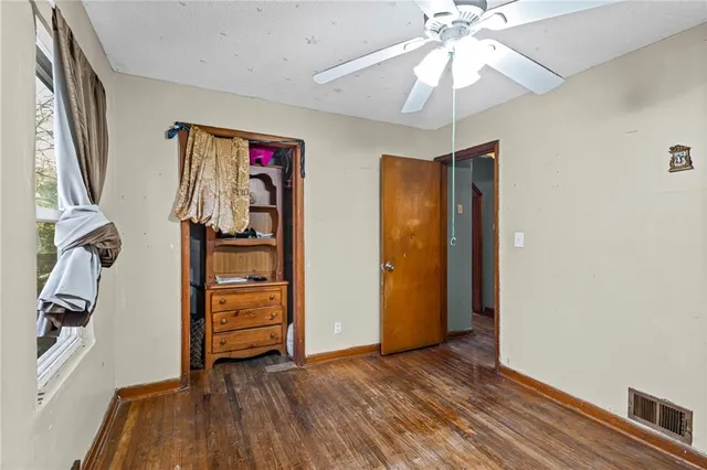 $185,000 | 6502 Leavenworth Road, Kansas City, KS 66104