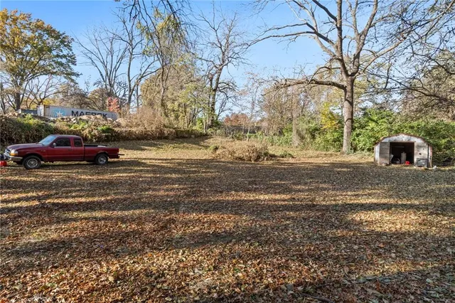 $185,000 | 6502 Leavenworth Road, Kansas City, KS 66104