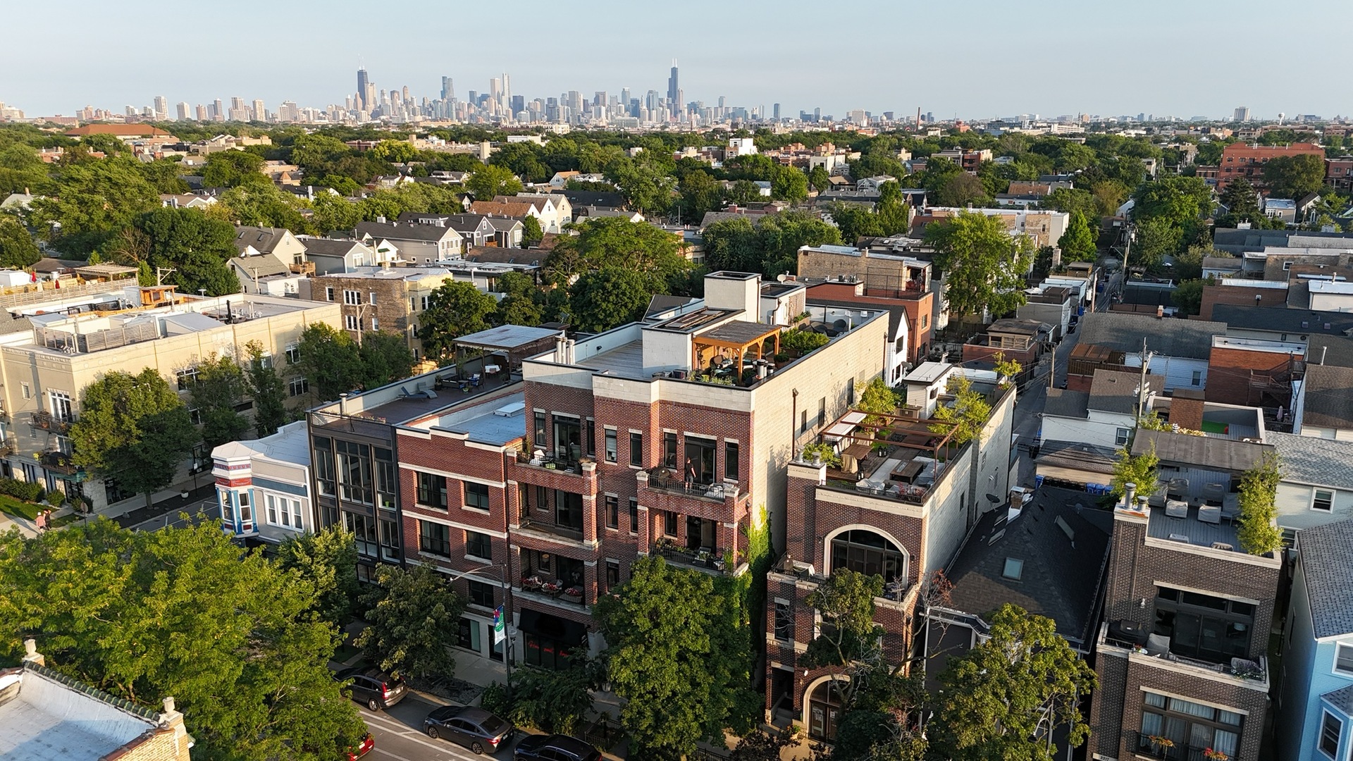2207 West Roscoe Street, Unit 3E Chicago, IL 60618 - Photo 24 of 25