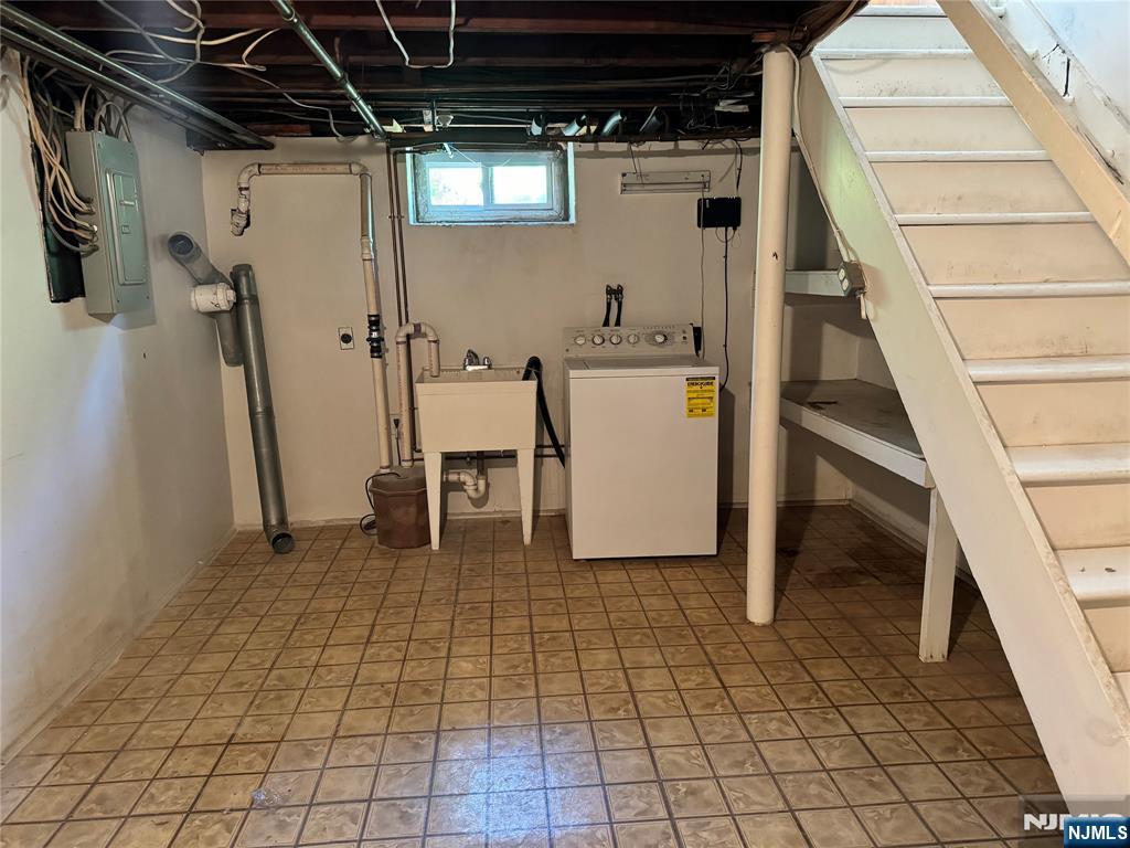 251 Fort Lee Road, Unit D Teaneck, NJ 07666 - Photo 13 of 14 a view of a storage & utility room