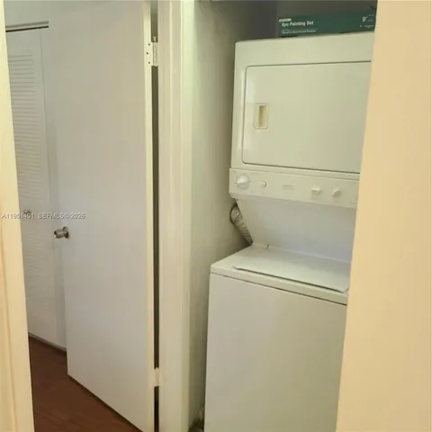 $2,300 | 2061 Northwest 96th Terrace, Unit 12P, Pembroke Pines, FL 33024