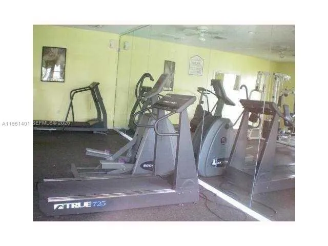 $2,300 | 2061 Northwest 96th Terrace, Unit 12P, Pembroke Pines, FL 33024