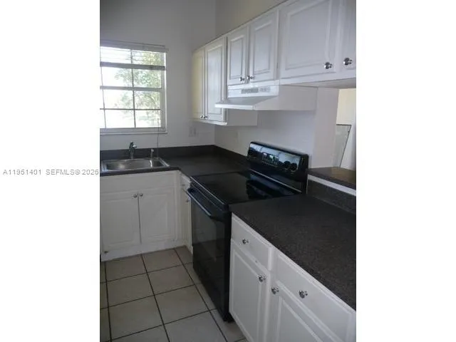 $2,300 | 2061 Northwest 96th Terrace, Unit 12P, Pembroke Pines, FL 33024