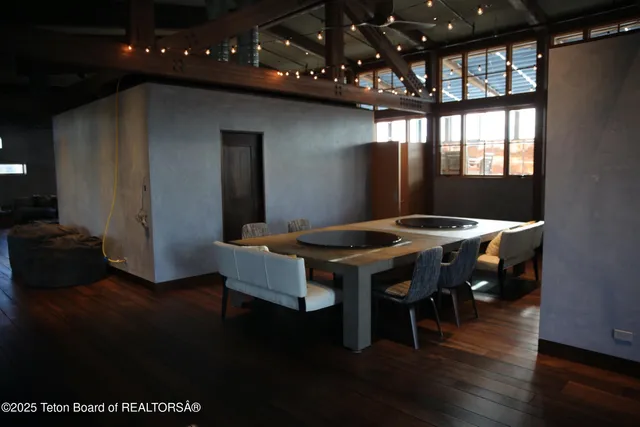 $3,500,000 | 174 West Magnolia Street, Pinedale, WY 82941