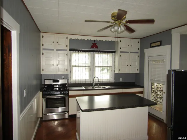 $88,000 | 502 East Broadway, Astoria, IL 61501