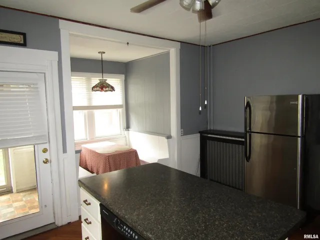 $88,000 | 502 East Broadway, Astoria, IL 61501