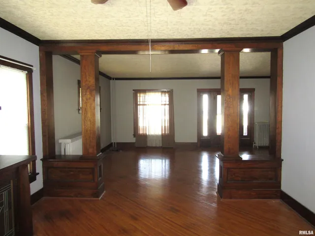 $88,000 | 502 East Broadway, Astoria, IL 61501