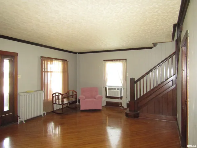 $88,000 | 502 East Broadway, Astoria, IL 61501