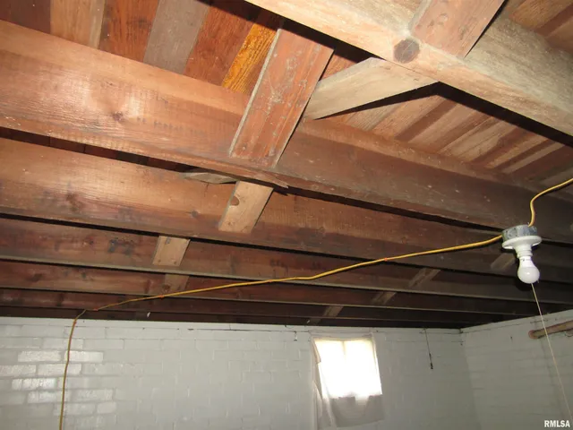 $88,000 | 502 East Broadway, Astoria, IL 61501