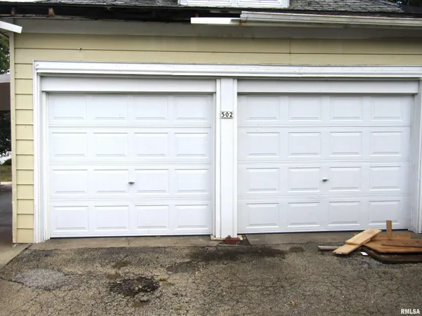 $88,000 | 502 East Broadway, Astoria, IL 61501