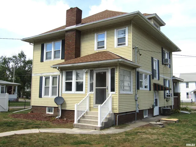 $88,000 | 502 East Broadway, Astoria, IL 61501