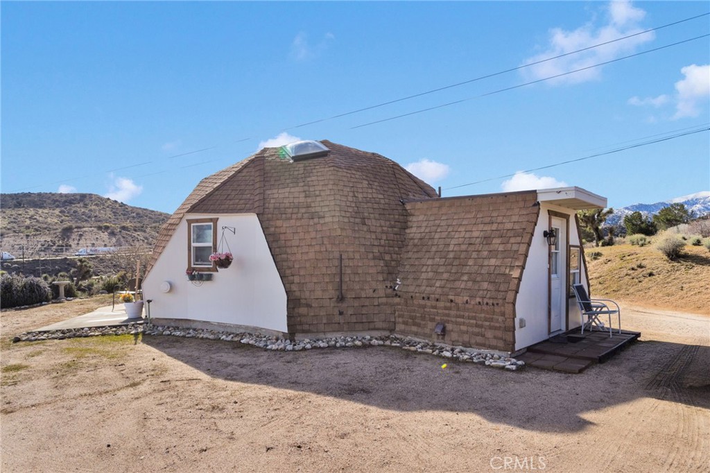 8322 Lebec Road Pinon Hills, CA 92372 - Photo 5 of 53