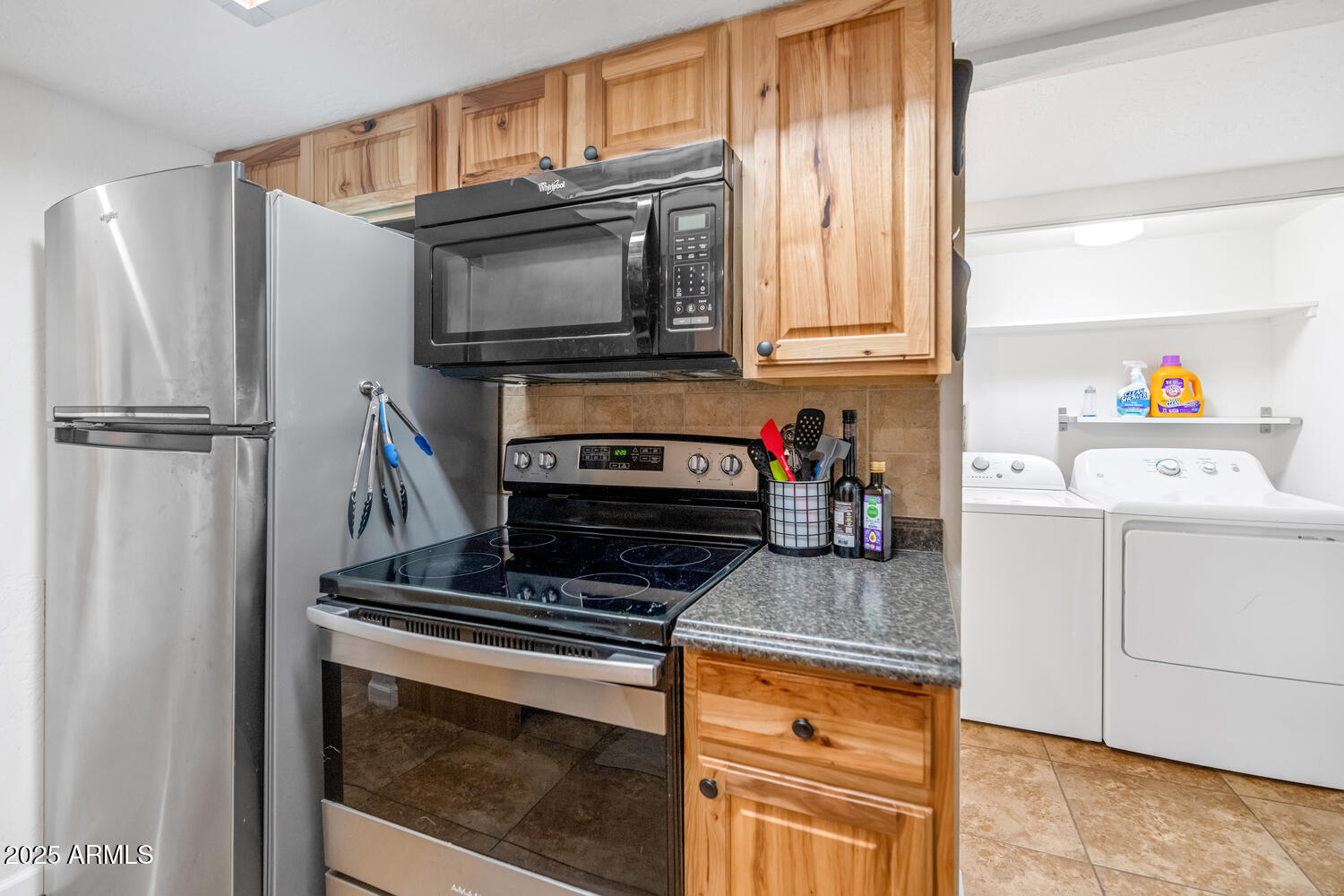 2119 North Recker Road Mesa, AZ 85215 - Photo 11 of 23 2119 N Recker-011-019-1500x1000