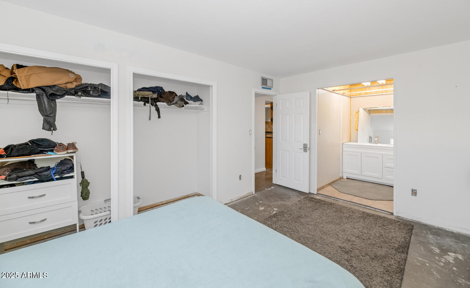 2119 North Recker Road Mesa, AZ 85215 - Photo 13 of 23 2119 N Recker-013-014-1500x919