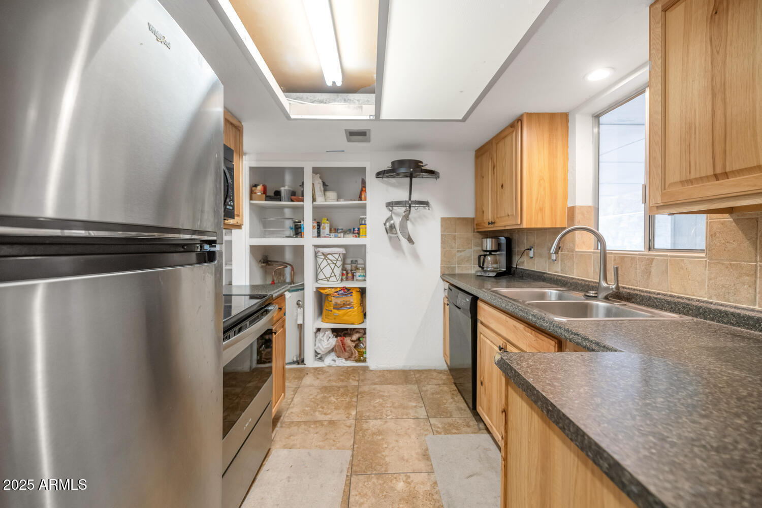 2119 North Recker Road Mesa, AZ 85215 - Photo 9 of 23 2119 N Recker-009-021-1500x1000