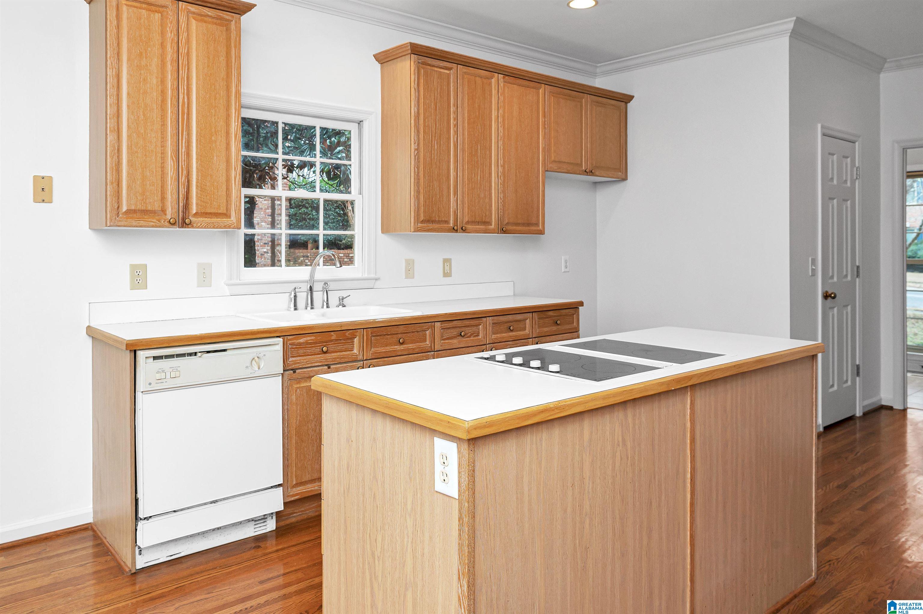 429 Cedar Trace Birmingham, AL 35244 - Photo 13 of 48