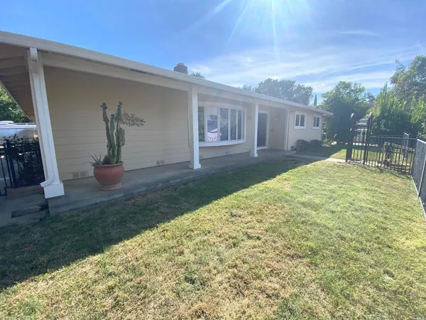 $3,250 | 723 Brookside Drive, Vacaville, CA 95688