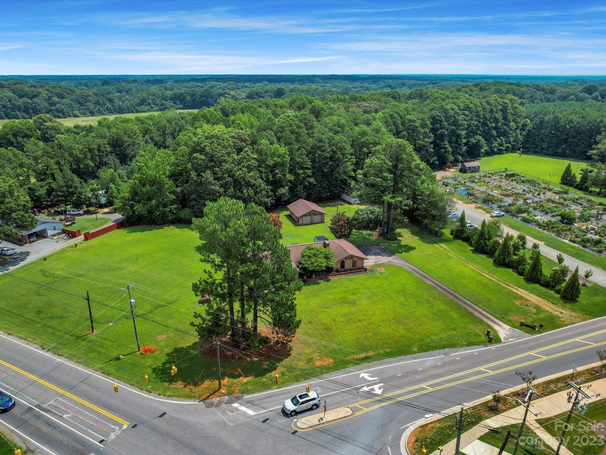 13101 Phillips Road Matthews, NC 28105 - Photo 36 of 45