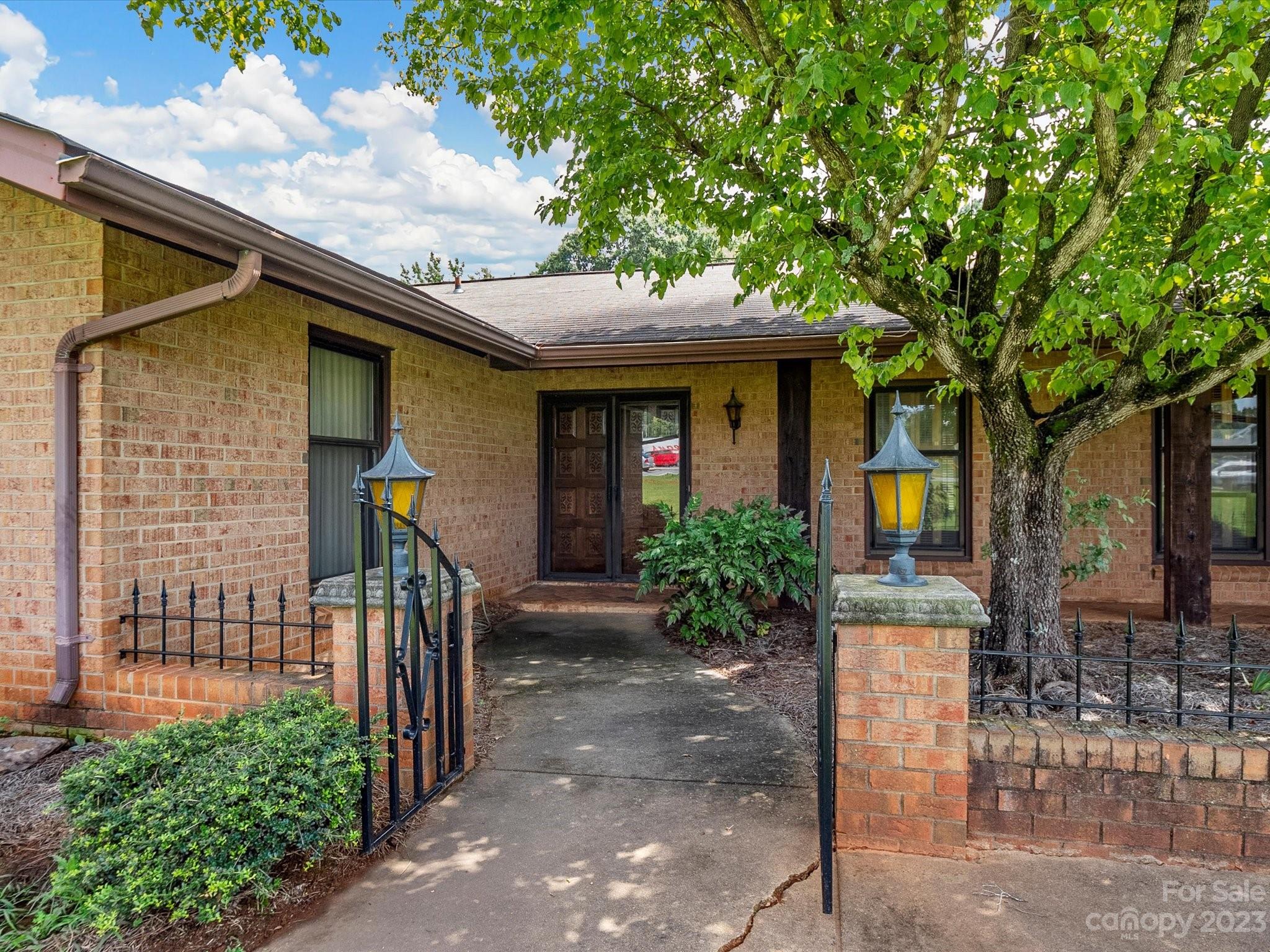 13101 Phillips Road Matthews, NC 28105 - Photo 5 of 45