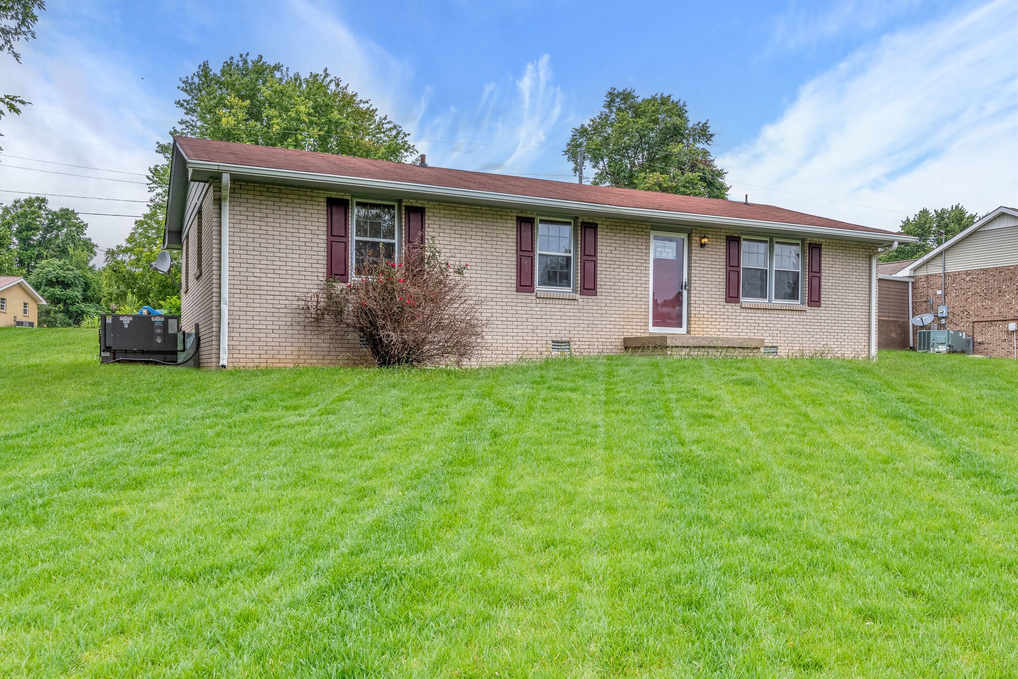 108 Chestnut Drive Dickson, TN 37055 - Photo 23 of 25 a front view of house with yard and green space