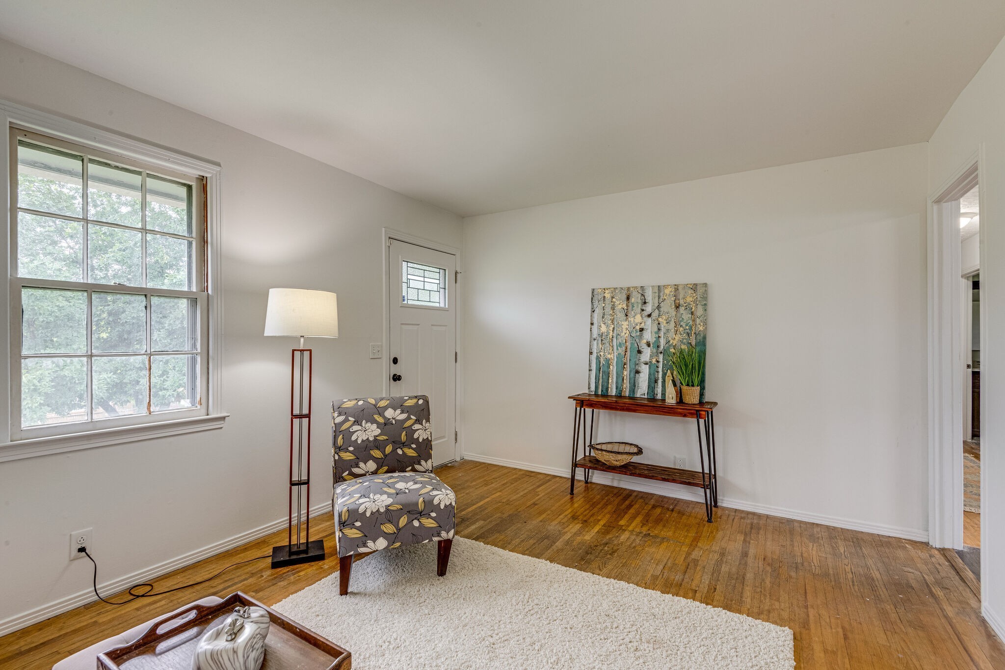 108 Chestnut Drive Dickson, TN 37055 - Photo 6 of 25 a room with furniture and a window