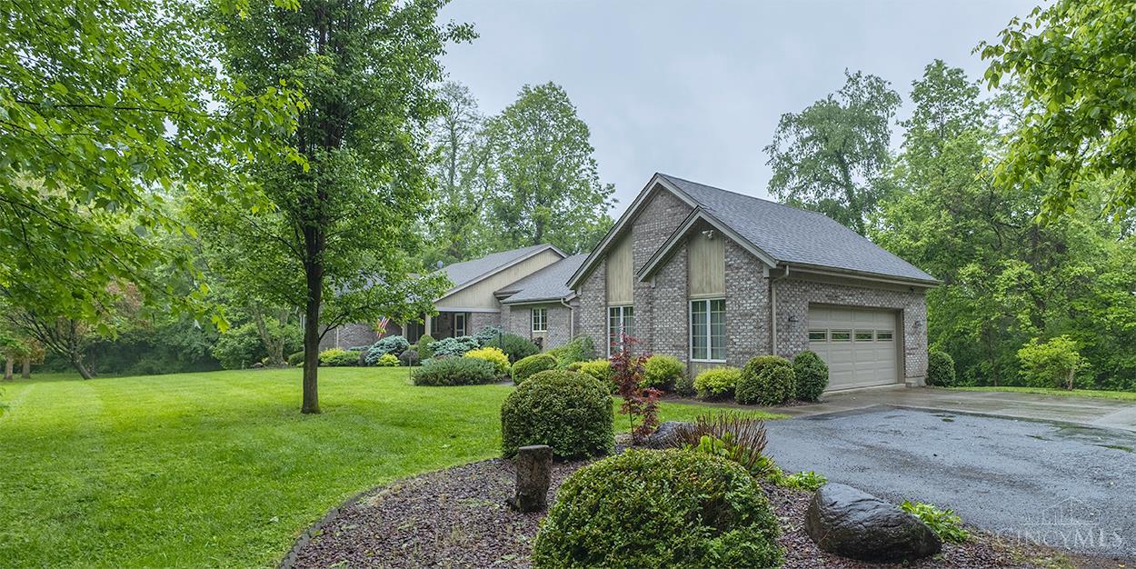 10960 Gosling Road Cincinnati, OH 45252 - Photo 3 of 37