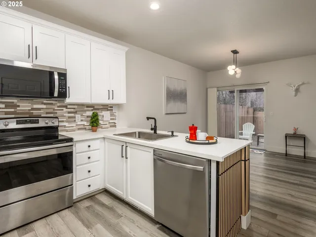 $420,000 | 18067 Southwest Niks Drive, Beaverton, OR 97003