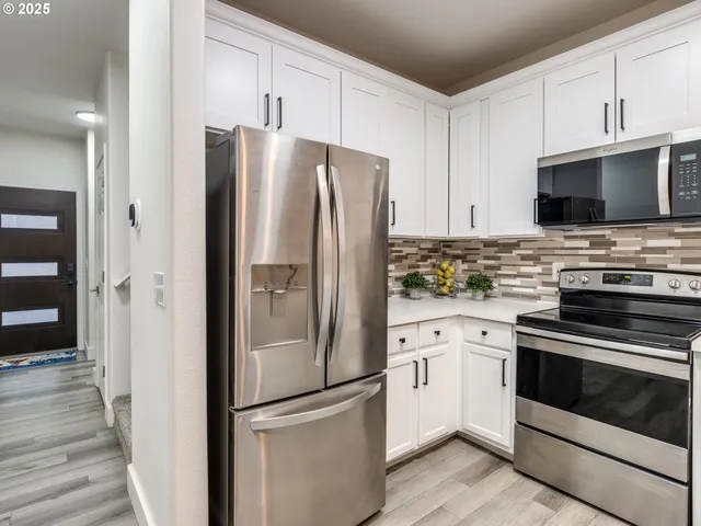 $420,000 | 18067 Southwest Niks Drive, Beaverton, OR 97003