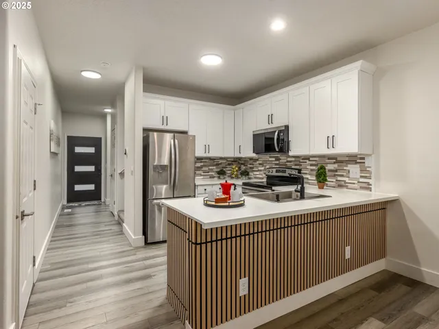 $420,000 | 18067 Southwest Niks Drive, Beaverton, OR 97003