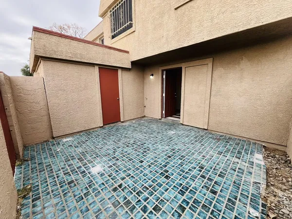 $1,495 | 5041 North 40th Avenue, Phoenix, AZ 85019
